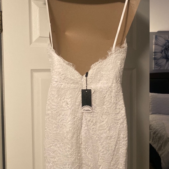 Wedding dress with high split - Picture 6 of 7